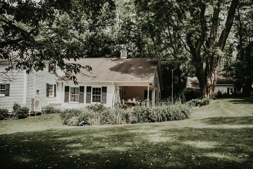 The Bond 1835 Skaneateles Exterior foto
